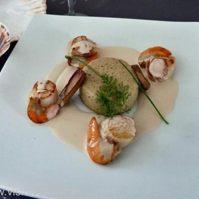 Assiette de mousse de cepes